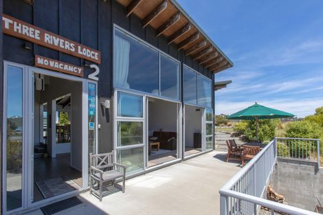 Photo of property in 2 Lochinver Avenue, Lake Tekapo, 7999