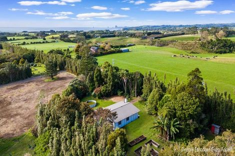 Photo of property in 255 Lwr Weld Road, Tataraimaka, New Plymouth, 4374