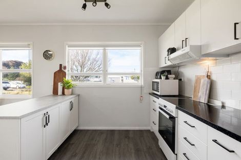 Photo of property in 203 Warburton Crescent, Te Awamutu, 3800
