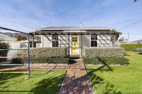 Photo of property in 23 Mason Street, Moera, Lower Hutt, 5010