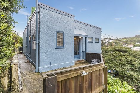 Photo of property in 12 Essex Street, Aro Valley, Wellington, 6021