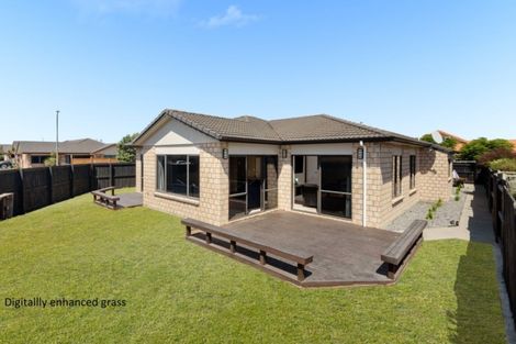 Photo of property in 2 Paul Close, Papamoa Beach, Papamoa, 3118