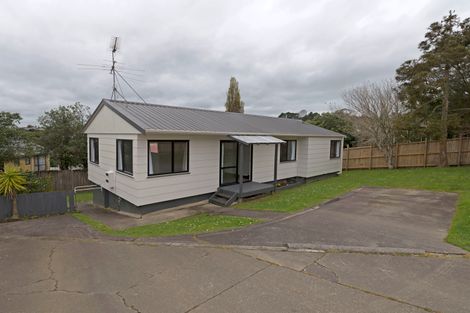 Photo of property in 2/7 Maywood Crescent, Glen Eden, Auckland, 0602