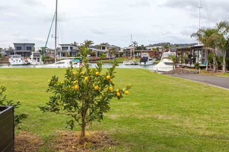 Photo of property in 10 Waitotara Way, Whitianga, 3510