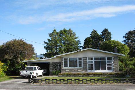 Photo of property in 146 Brougham Street, Westport, 7825