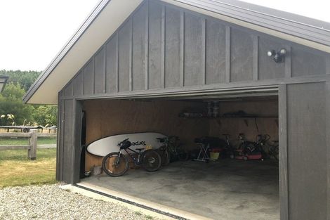 Photo of property in 52 Minaret Ridge, Wanaka, 9305