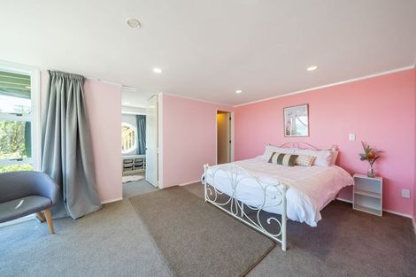 Photo of property in 13 Ettrick Grove, Papakowhai, Porirua, 5024