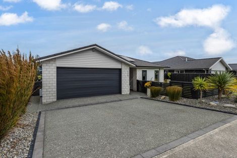 Photo of property in 118 John Burke Drive, Aotea, Porirua, 5024