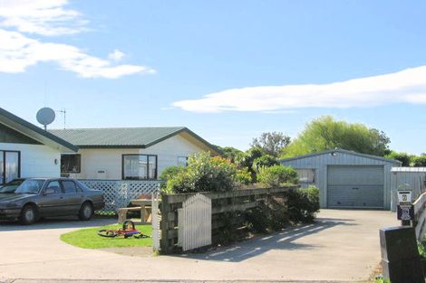 Photo of property in 8 Redditch Place, Papamoa Beach, Papamoa, 3118