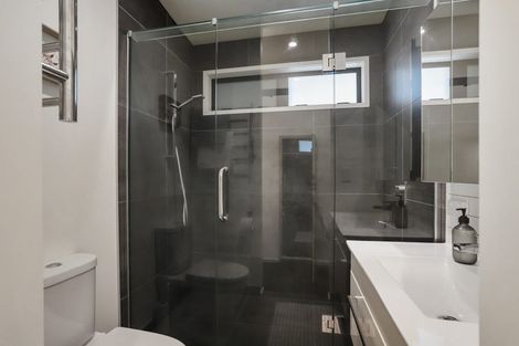 Photo of property in 26 Arataki Views Way, Glen Eden, Auckland, 0602