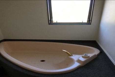 Photo of property in 327 Riverbend Road, Meeanee, Napier, 4183