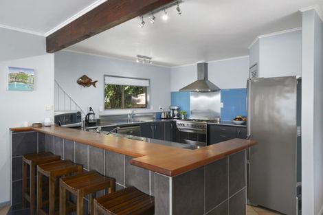 Photo of property in 1 Haunui Way, Pukerua Bay, 5026