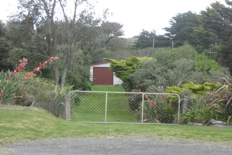 Photo of property in 124 Park Avenue, Waitarere Beach, Levin, 5510