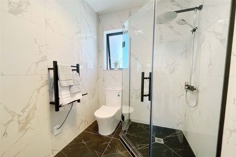 Photo of property in 2b Marina Road, Torbay, Auckland, 0630