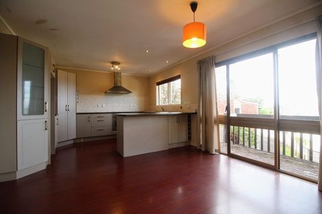 Photo of property in 51 Wyoming Avenue, Murrays Bay, Auckland, 0630