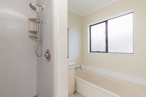 Photo of property in 17 Cathie Place, Karori, Wellington, 6012