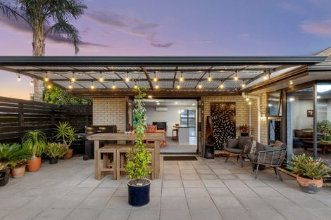 Photo of property in 1 Kakapo Place, Pyes Pa, Tauranga, 3112