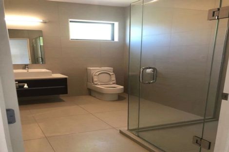 Photo of property in 16 Mural Place, Greenhithe, Auckland, 0632