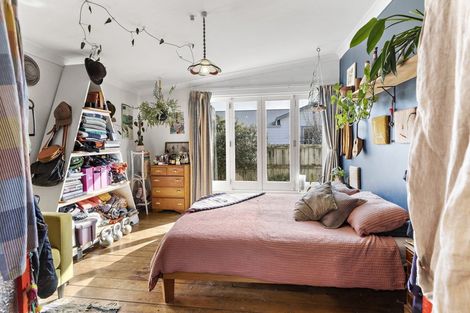 Photo of property in 10 Venice Street, Martinborough, 5711