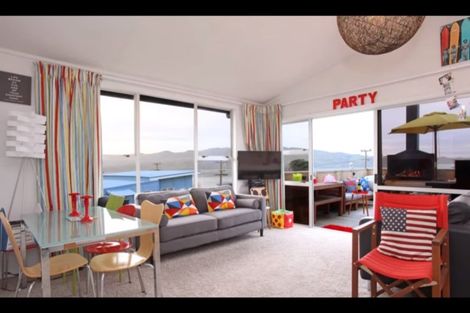 Photo of property in 8 Wainamu Road, Raglan, 3297