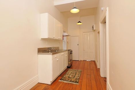 Photo of property in 9 Park Street, Thorndon, Wellington, 6011