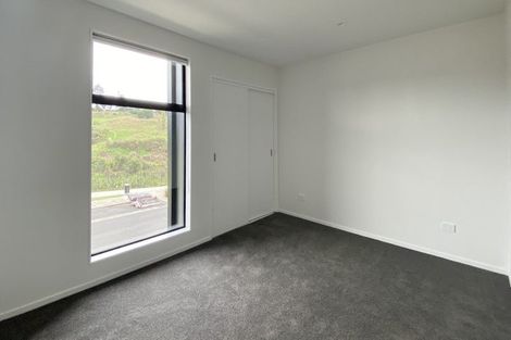 Photo of property in 10 Tuputupu Drive, Kumeu, 0810