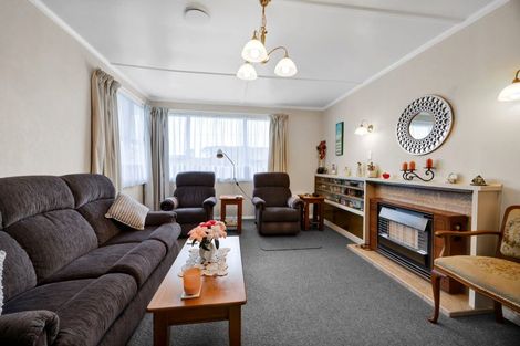 Photo of property in 240 Egmont Street, Patea, 4520