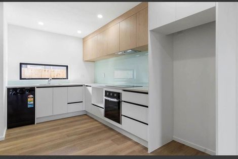 Photo of property in 6b Sunlands Drive, Manurewa, Auckland, 2102