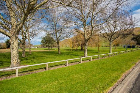 Photo of property in 16 Worsley Street, Tamarau, Gisborne, 4010