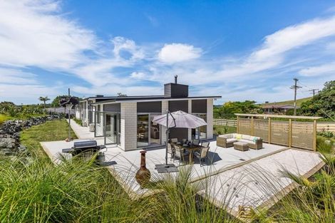 Photo of property in 990 Kaipara Flats Road, Kaipara Flats, Warkworth, 0984