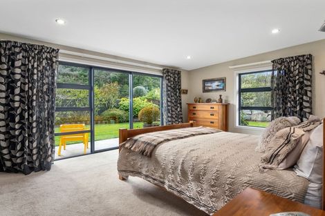 Photo of property in 4 Tussock Place, Stoke, Nelson, 7011