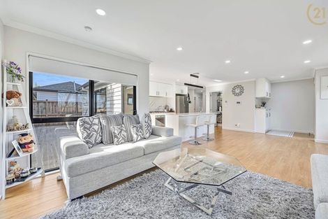 Photo of property in 17 Hard Beech Street, Takanini, 2110