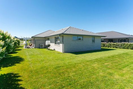 Photo of property in 15 Kara Place, Wharewaka, Taupo, 3330