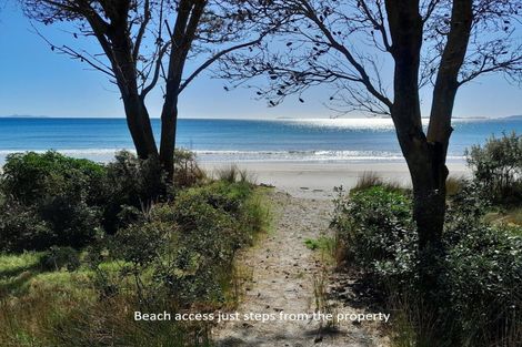 Photo of property in 790 Matarangi Drive, Matarangi, Whitianga, 3592