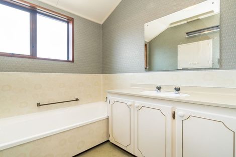 Photo of property in 38a Bay View Road, South Dunedin, Dunedin, 9012