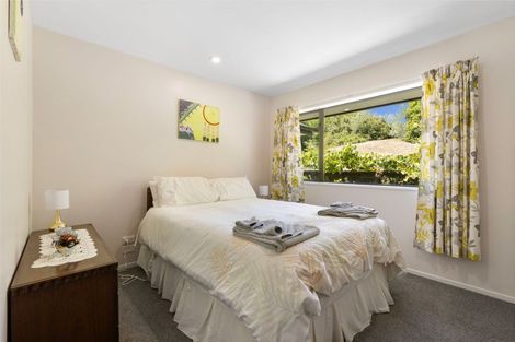 Photo of property in 25b Queens Avenue, Waikuku Beach, 7402