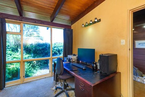 Photo of property in 27 East Street, Terrace End, Palmerston North, 4410