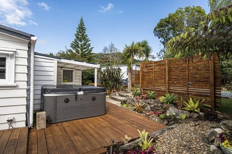 Photo of property in 45 View Road, Hikurangi, 0114