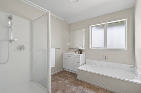 Photo of property in 9 Gina Way, Welcome Bay, Tauranga, 3112