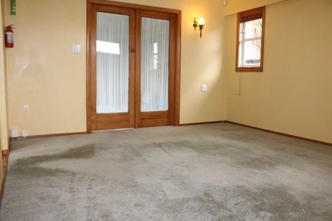 Photo of property in 140 Victoria Avenue, Hokowhitu, Palmerston North, 4410