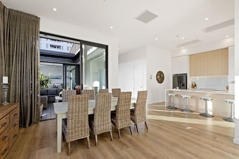 Photo of property in 7/14 Tamariki Avenue, Orewa, 0931