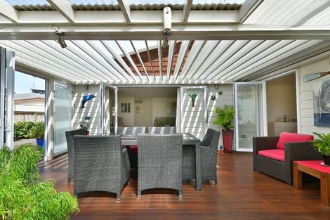 Photo of property in 34 Laurence Street, Manly, Whangaparaoa, 0930