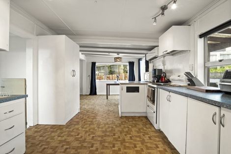 Photo of property in 12 Kirkland Street, Green Island, Dunedin, 9018