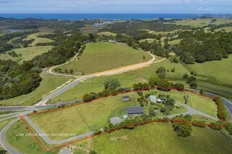 Photo of property in 965 Pataua Road North, Whareora, Whangarei, 0175