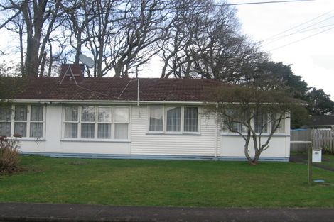 Photo of property in 9 Bates Street, Papakura, 2110