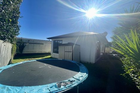 Photo of property in 32 Fairlight Place, Manurewa, Auckland, 2102