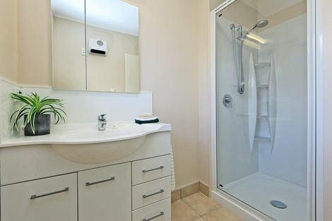 Photo of property in 3/11 Church Road, Taradale, Napier, 4112