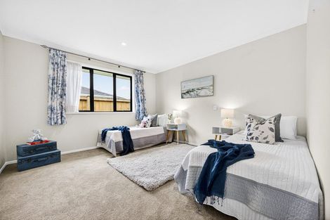 Photo of property in 27 Parlane Drive, Huapai, Kumeu, 0810