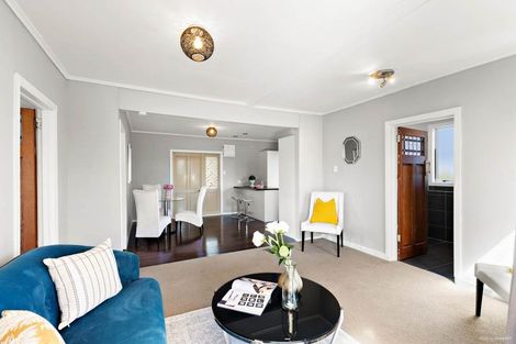 Photo of property in 1/164 Rathgar Road, Henderson, Auckland, 0610