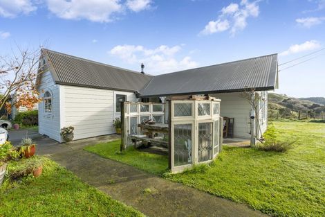 Photo of property in 1453a Masterton Castlepoint Road, Tauweru, Masterton, 5889